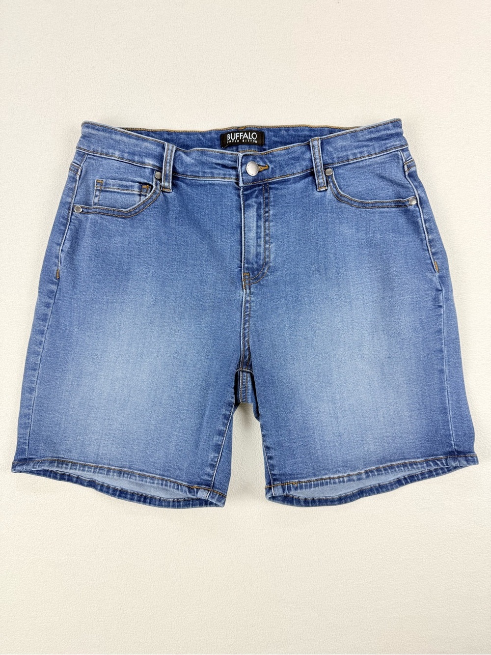 Buffalo David Bitton Teagan Denim Bermuda Shorts Mid Rise Stretch Jorts